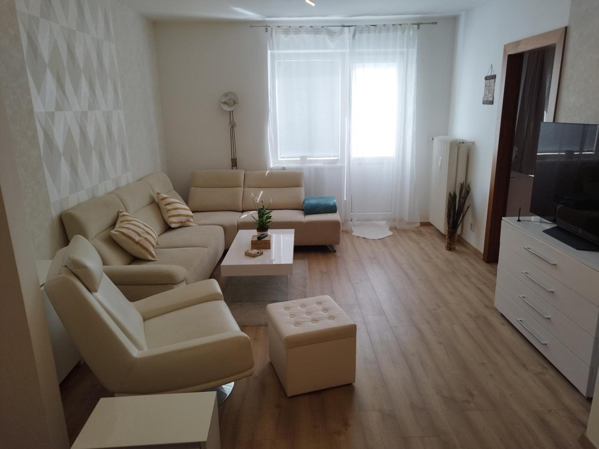 Апартаменты Amazing Flat In Old Town With Large Balcony Братислава Экстерьер фото